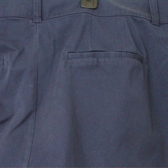 Lane Bryant Navy Blue Pedal Pusher Cropped Capri Pants 24 24W Plus Size Stretch - Picture 2 of 5